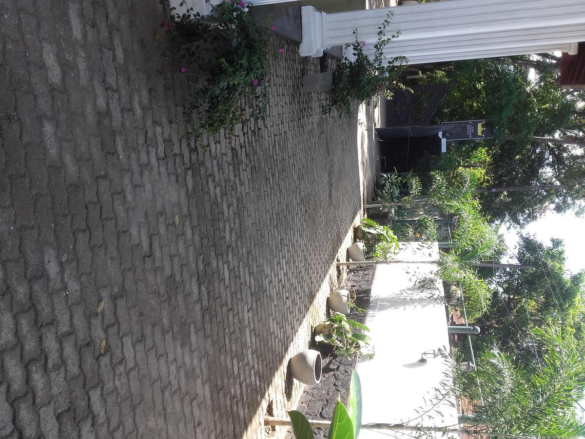 The Kingston Hotel Kiribathgoda Esterno foto