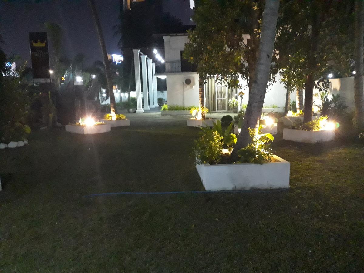 The Kingston Hotel Kiribathgoda Esterno foto